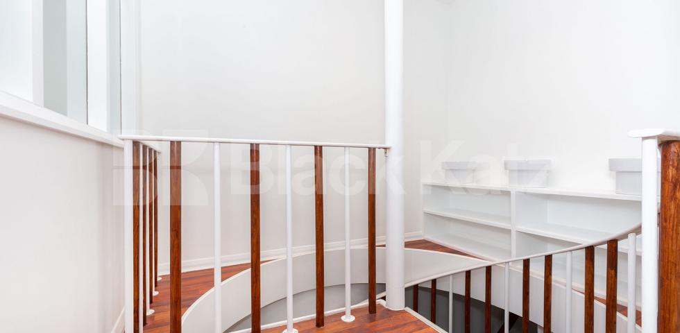 Stunning modern split level 3 bed with a private roof terrace in camden square Stratford Villas, Camden Square